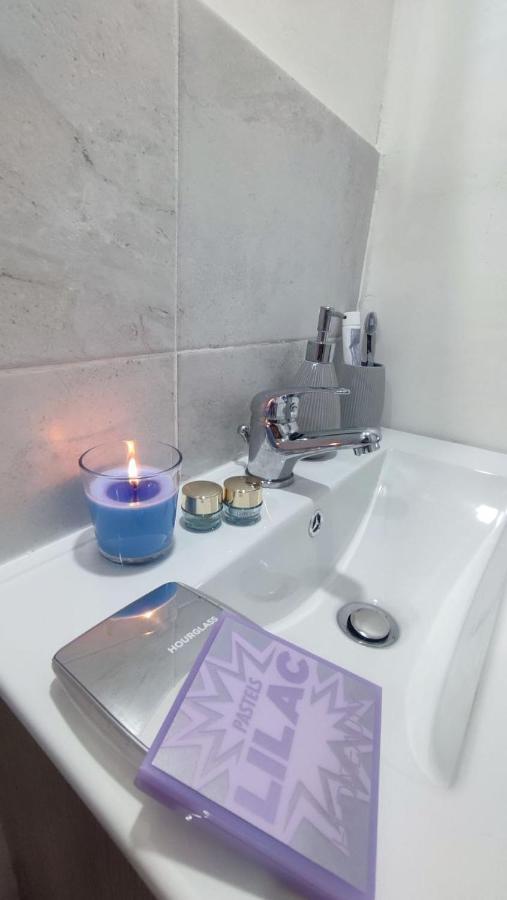 Fiu Relais Apartment Napoli Ngoại thất bức ảnh