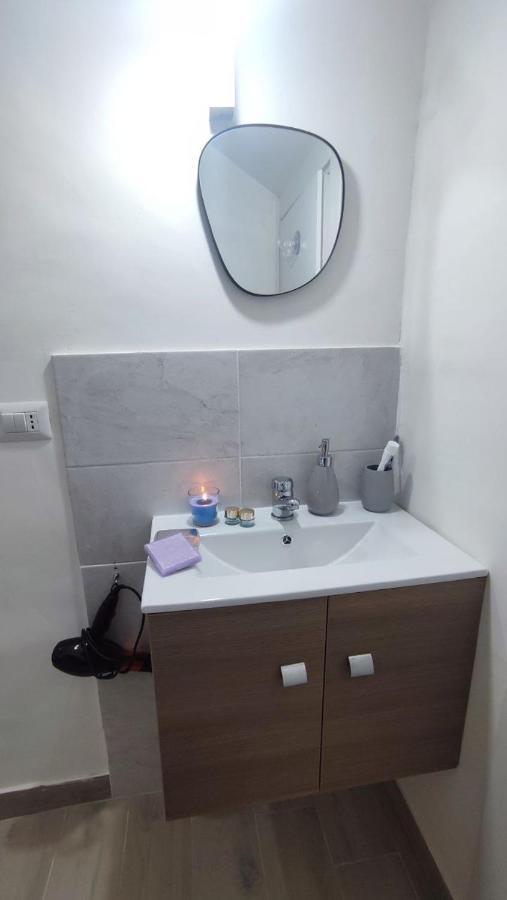 Fiu Relais Apartment Napoli Ngoại thất bức ảnh